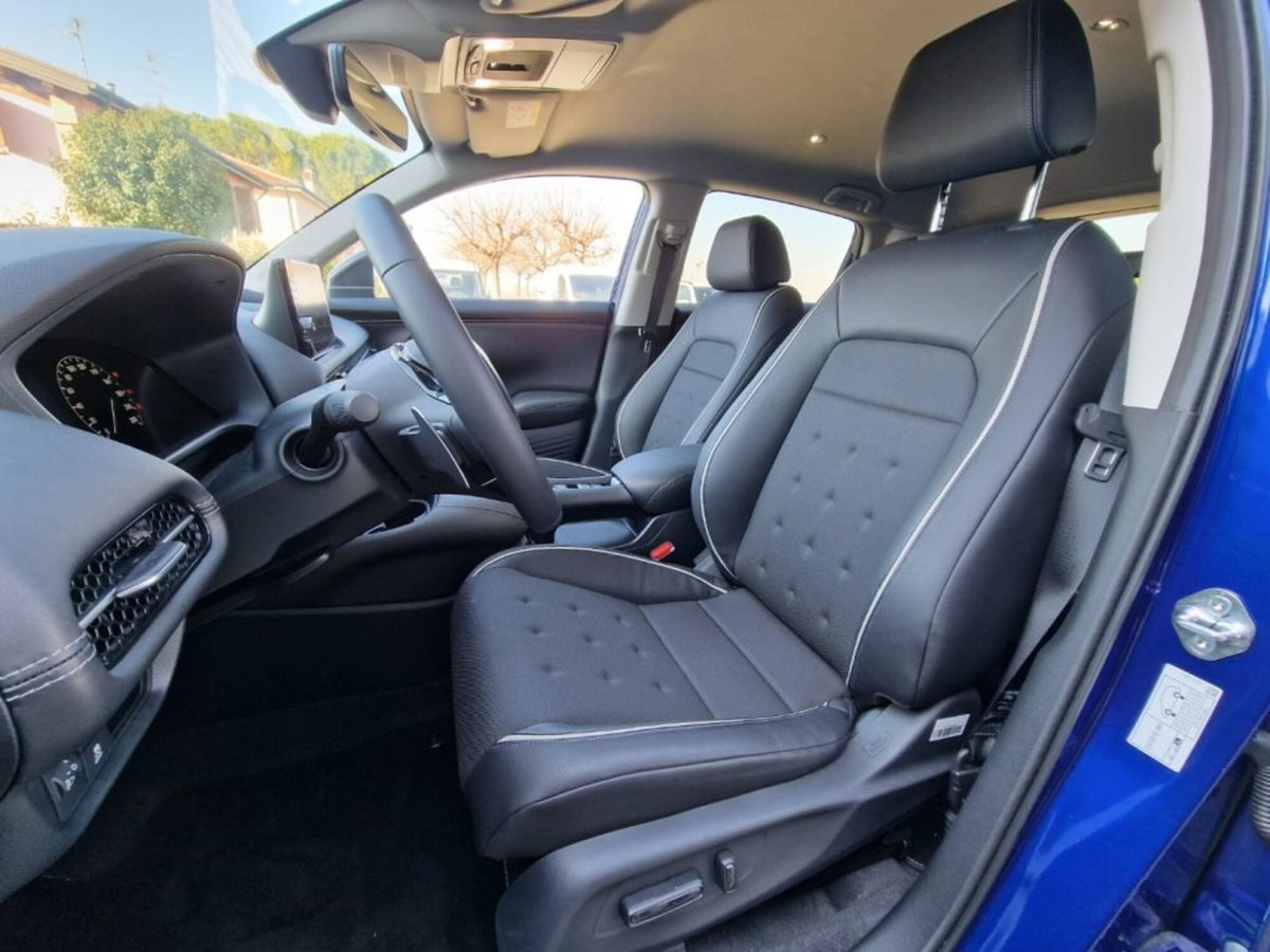Honda ZR-V 2.0 hev Elegance (12)