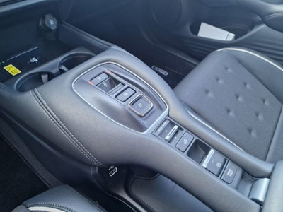 Honda ZR-V 2.0 hev Elegance (16)
