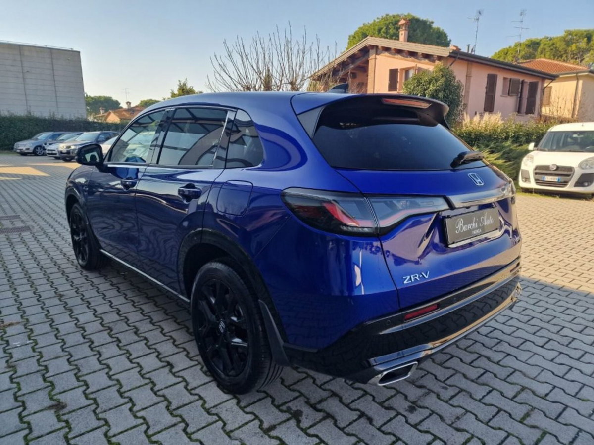 Honda ZR-V 2.0 hev Elegance (6)