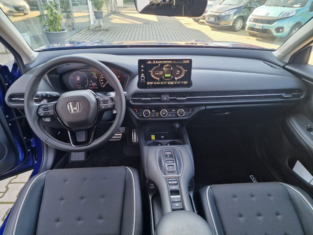 Honda ZR-V 2.0 hev Elegance (9)