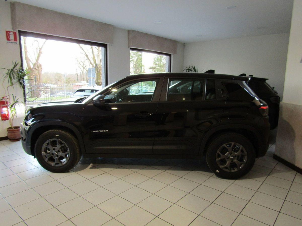 Jeep Avenger 1.2 turbo Longitude fwd 100cv (3)