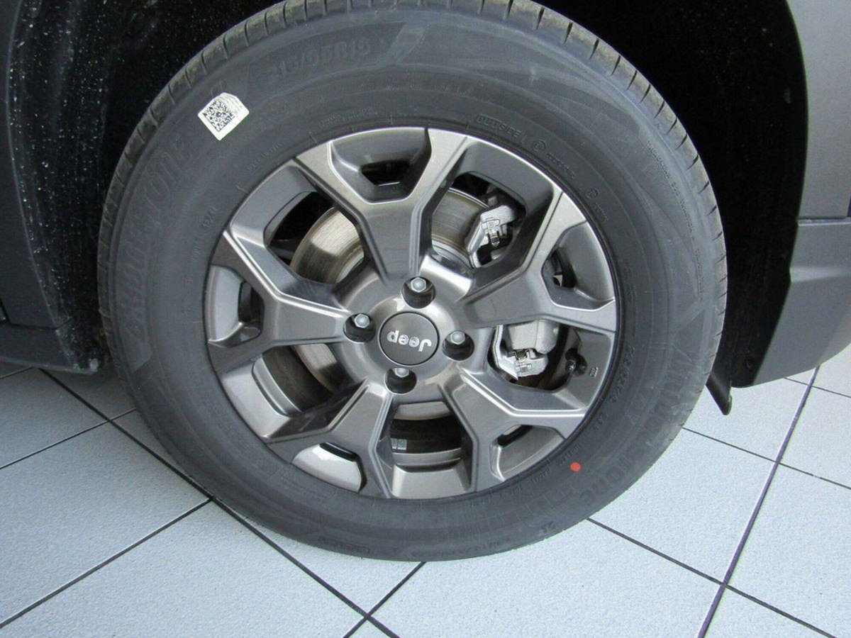 Jeep Avenger 1.2 turbo Longitude fwd 100cv (5)