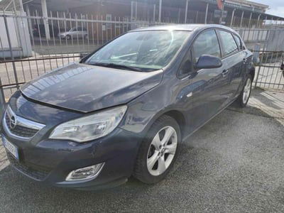 Opel Astra 1.3 CDTI 95CV 5 porte Cosmo usata