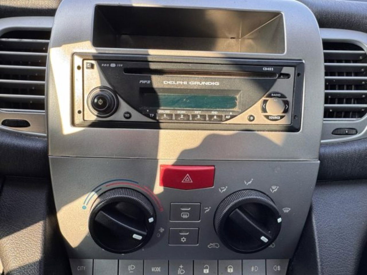 Lancia Ypsilon 1.2 Passion (10)