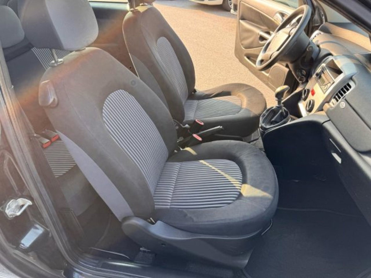Lancia Ypsilon 1.2 Passion (12)