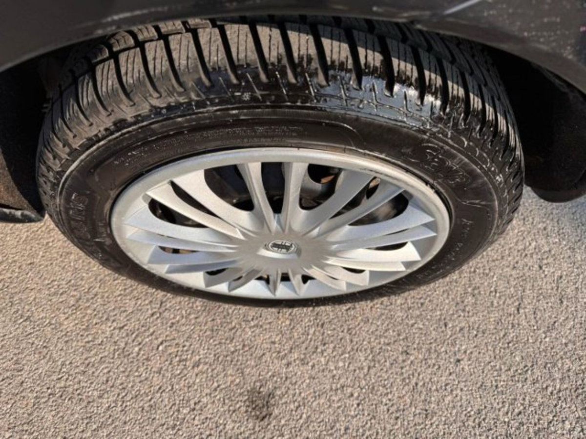 Lancia Ypsilon 1.2 Passion (15)