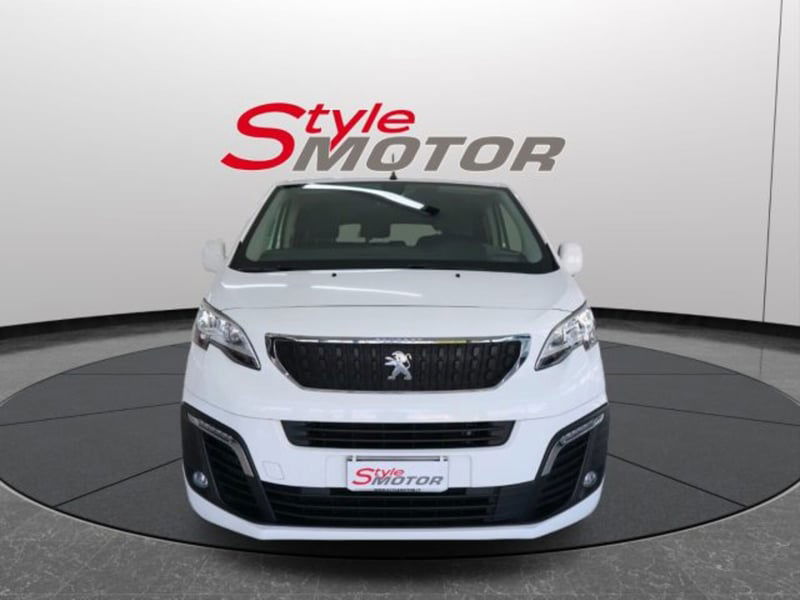 Peugeot Traveller BlueHDi 100 Compact Business