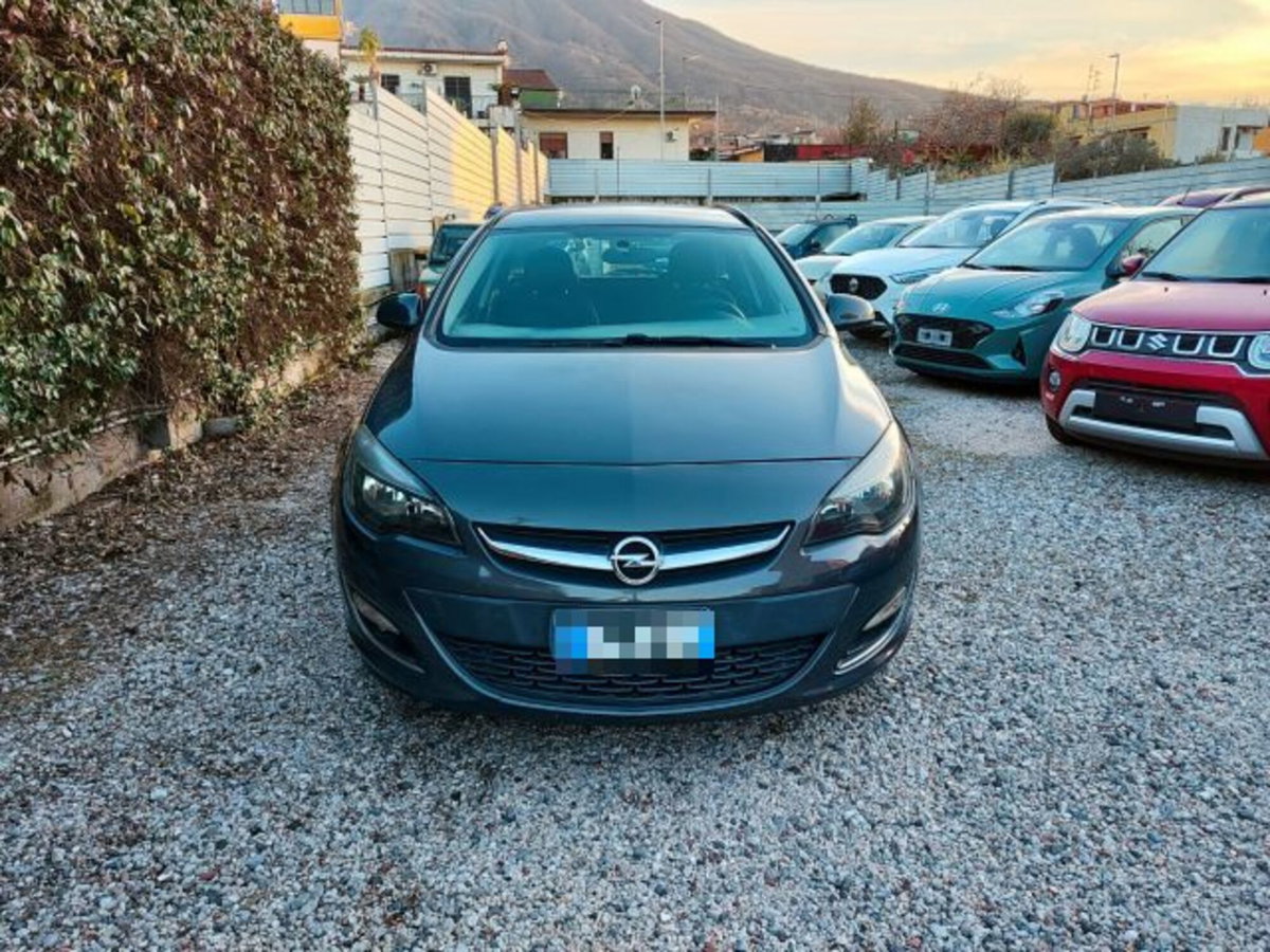 Opel Astra Station Wagon 1.7 CDTI 110CV Sports Cosmo (2)