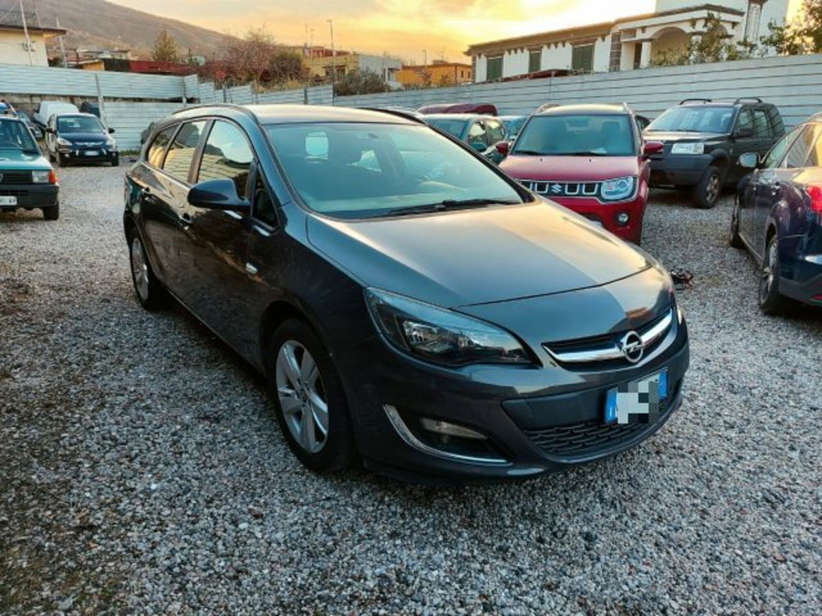 Opel Astra Station Wagon 1.7 CDTI 110CV Sports Cosmo (3)