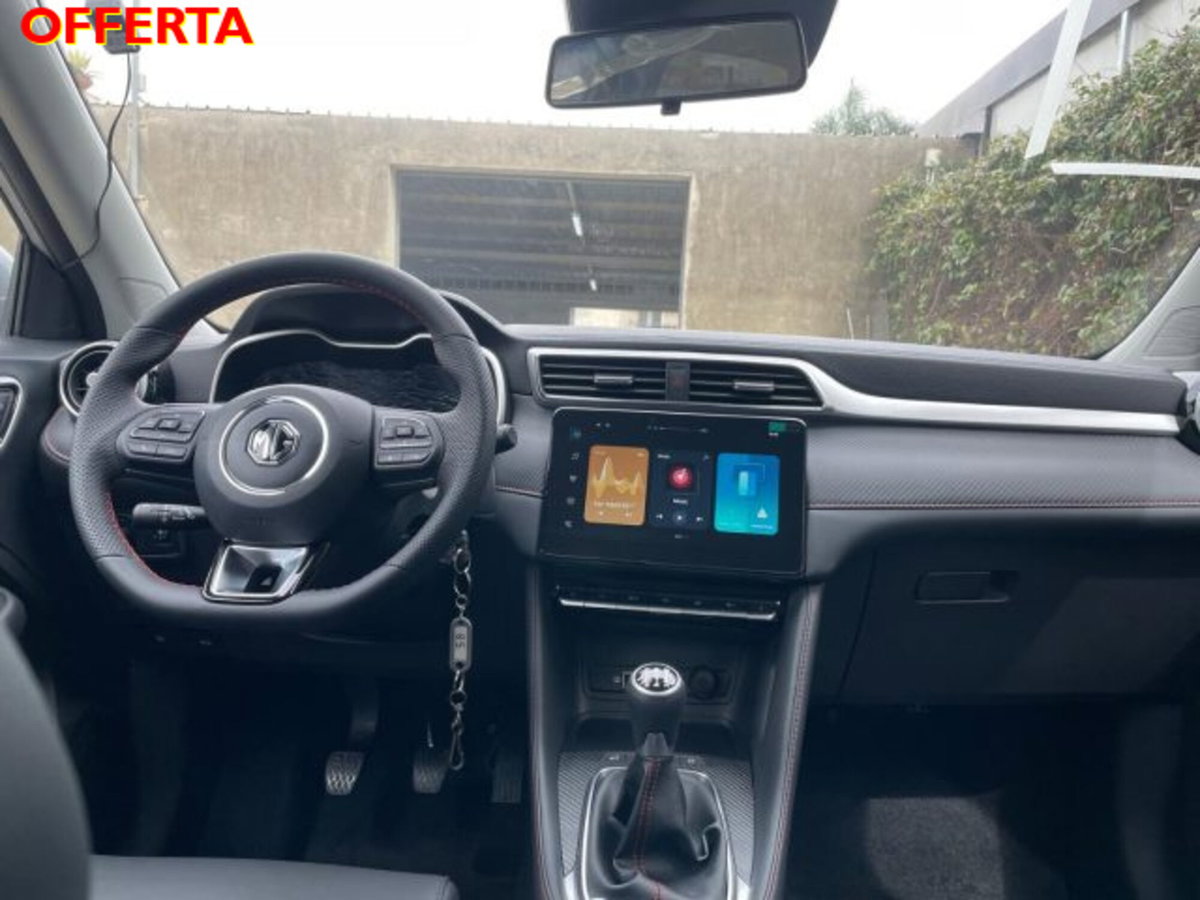 Mg ZS ZS 1.5 Luxury (13)