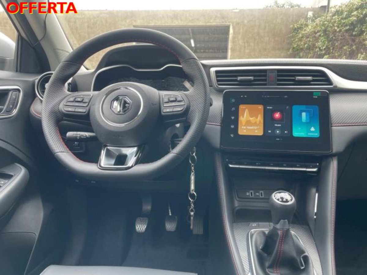 Mg ZS ZS 1.5 Luxury (16)