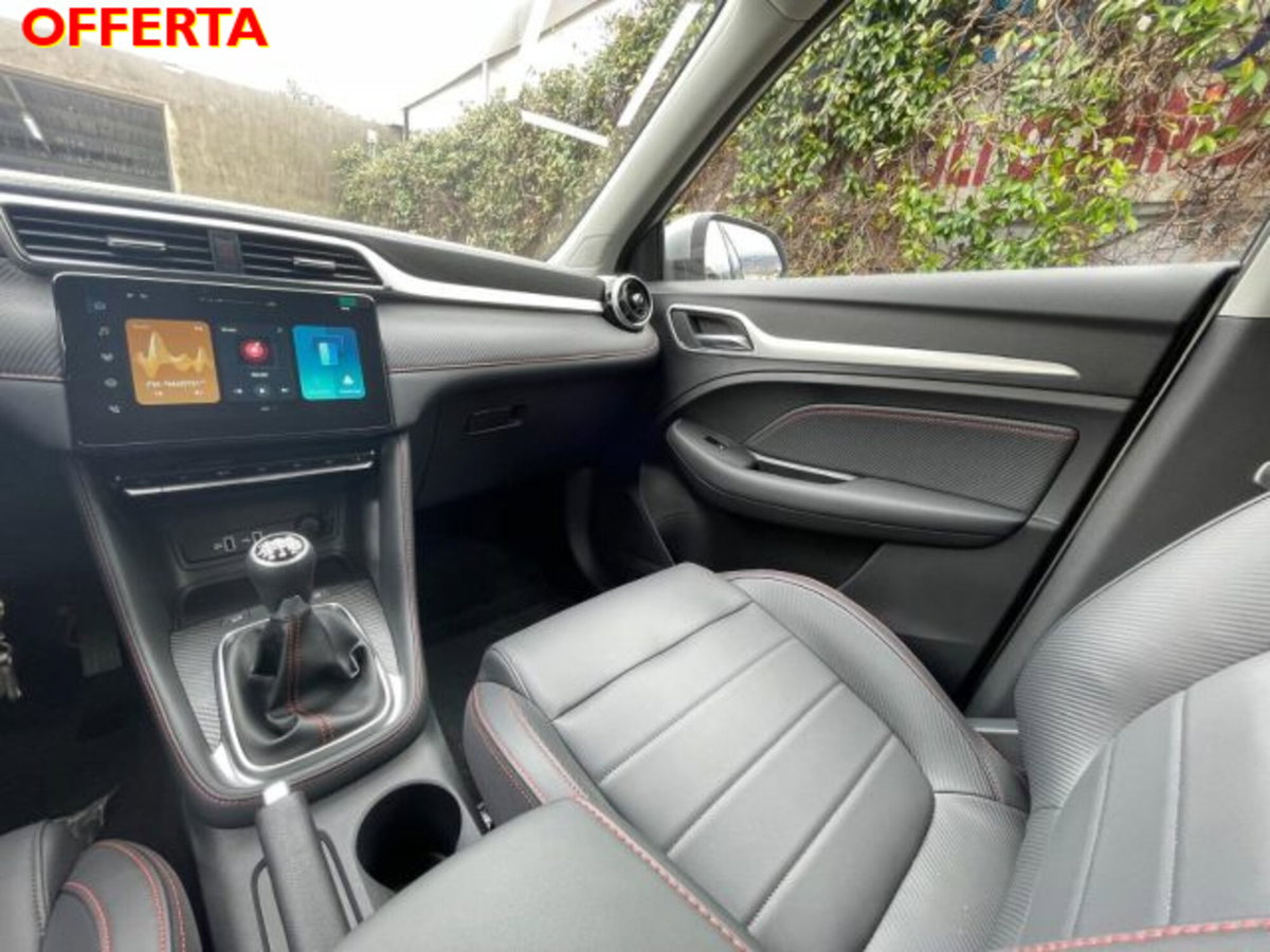 Mg ZS ZS 1.5 Luxury (17)