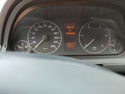 Mercedes-Benz Classe A 180 CDI Classic (15)