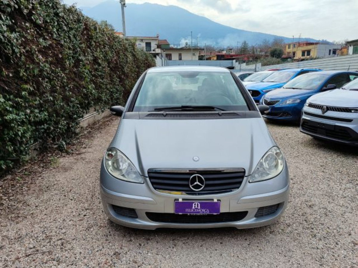 Mercedes-Benz Classe A 180 CDI Classic (2)