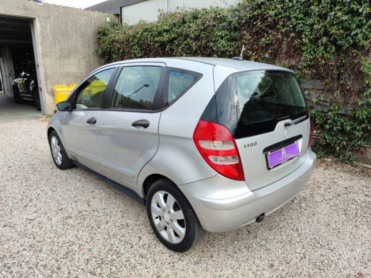 Mercedes-Benz Classe A 180 CDI Classic (6)