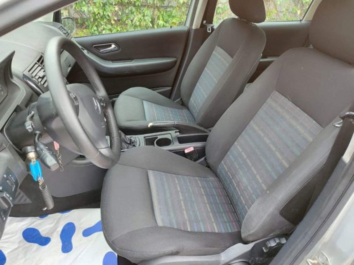 Mercedes-Benz Classe A 180 CDI Classic (8)