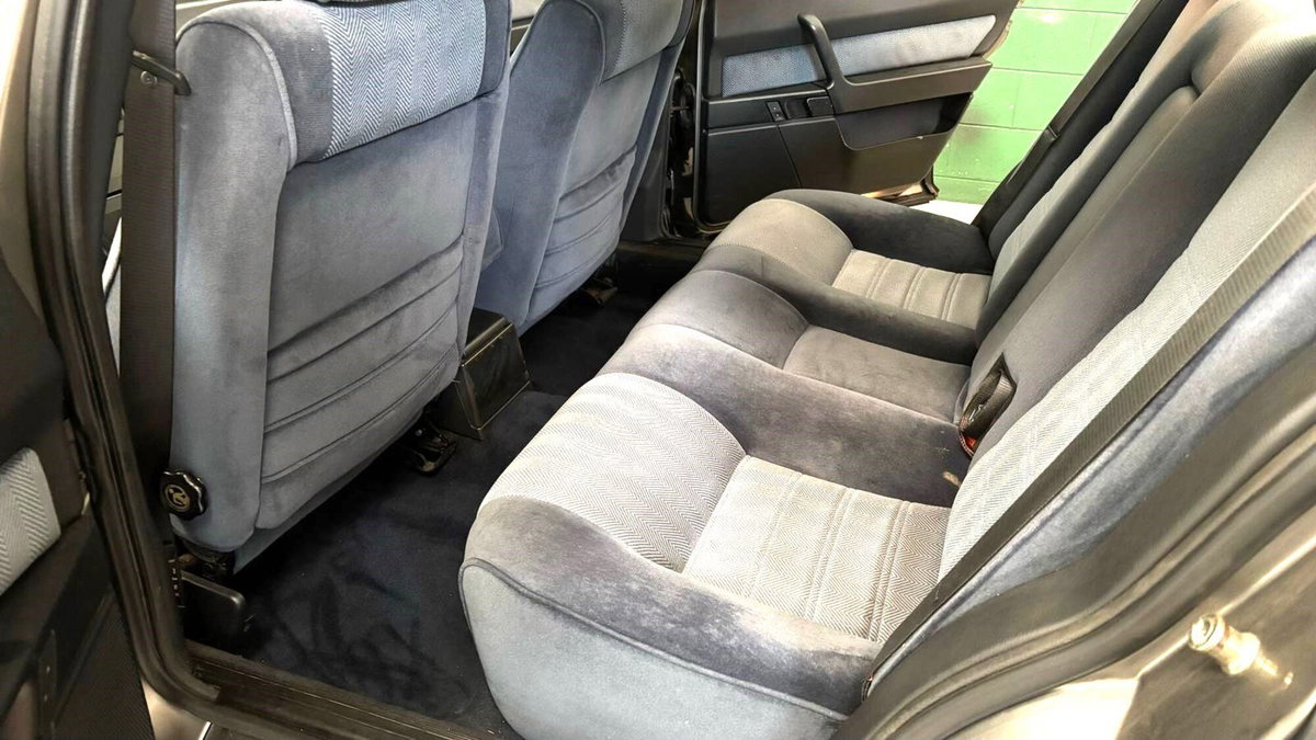 Alfa Romeo 164 2.0i Twin Spark (12)