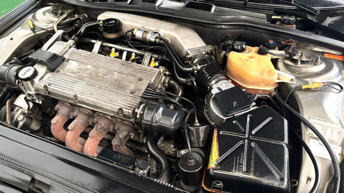 Alfa Romeo 164 2.0i Twin Spark (15)