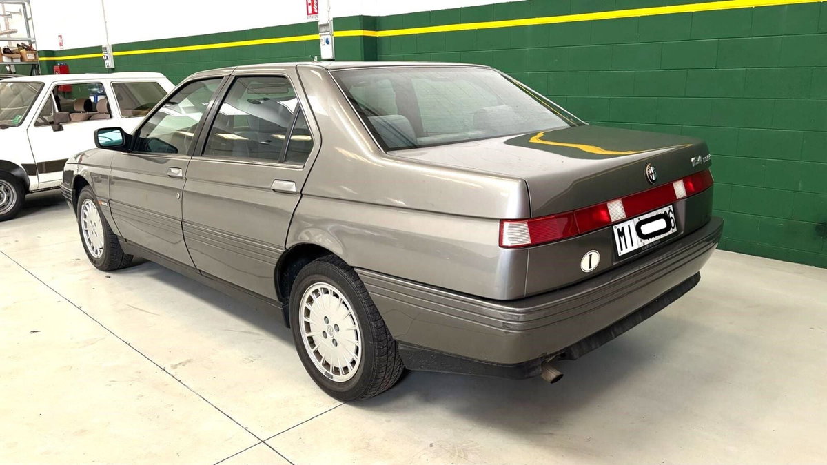 Alfa Romeo 164 2.0i Twin Spark (3)