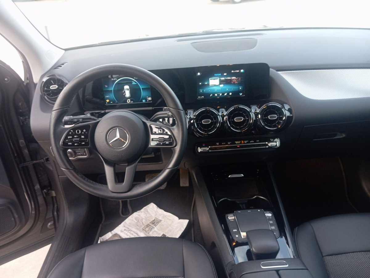 Mercedes-Benz GLA SUV 180 d Automatic Business (14)