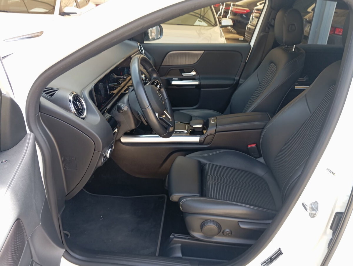 Mercedes-Benz GLA SUV 200 d Automatic 4Matic Sport Plus (14)