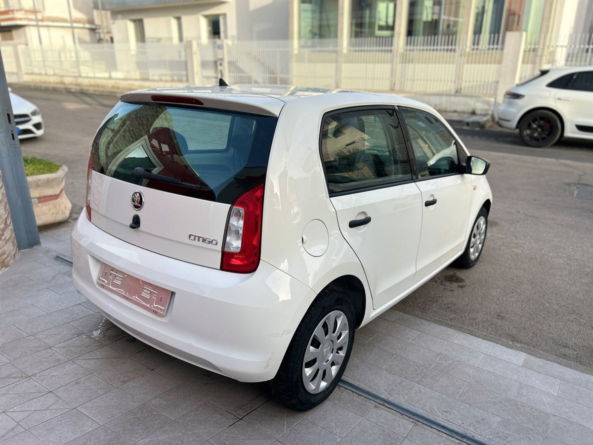 Skoda Citigo 60 CV 5 porte Active (3)