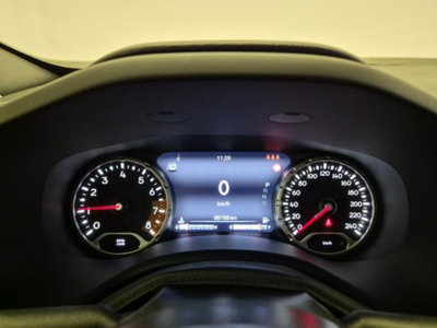 Jeep Renegade 1.3 T4 DDCT Limited (11)