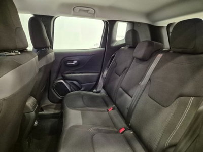 Jeep Renegade 1.3 T4 DDCT Limited (14)