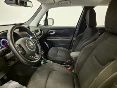 Jeep Renegade 1.3 T4 DDCT Limited (8)