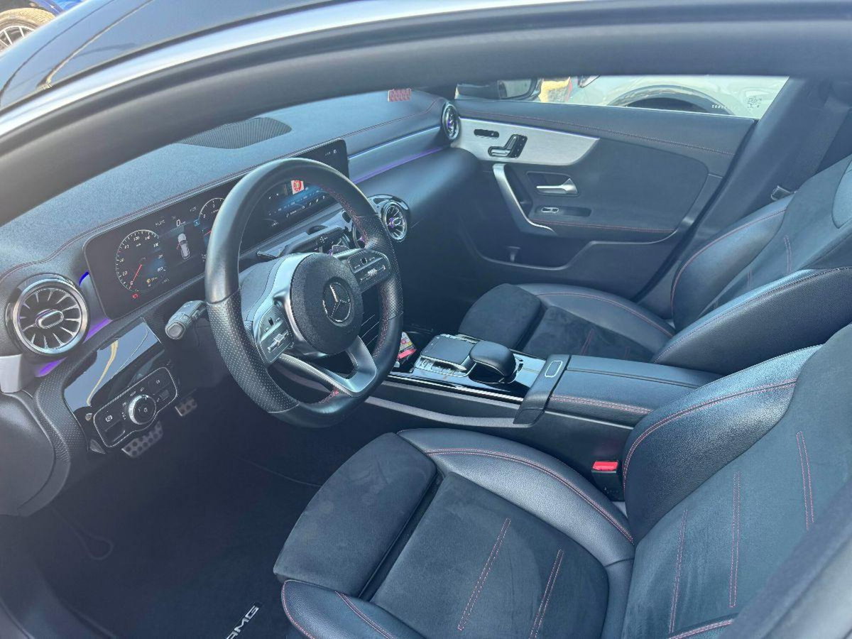 Mercedes-Benz CLA Shooting Brake 200 d Shooting Brake Premium (15)