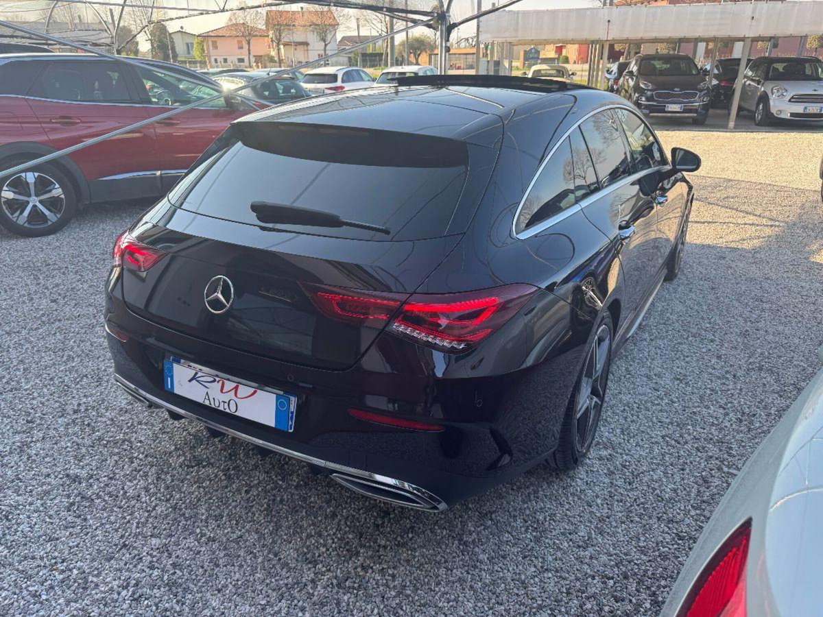 Mercedes-Benz CLA Shooting Brake 200 d Shooting Brake Premium (3)