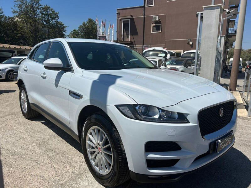 Jaguar F-Pace 2.0 D 180 CV AWD aut. Prestige