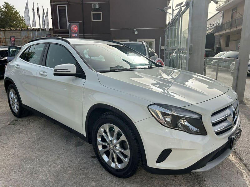 Mercedes-Benz GLA SUV 180 d Executive