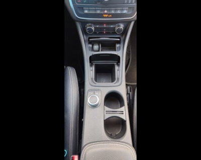 Mercedes-Benz GLA SUV 220 d Automatic 4Matic Sport (18)