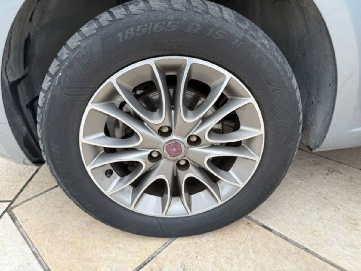Fiat Grande Punto 1.4 5 porte S&S Actual (7)