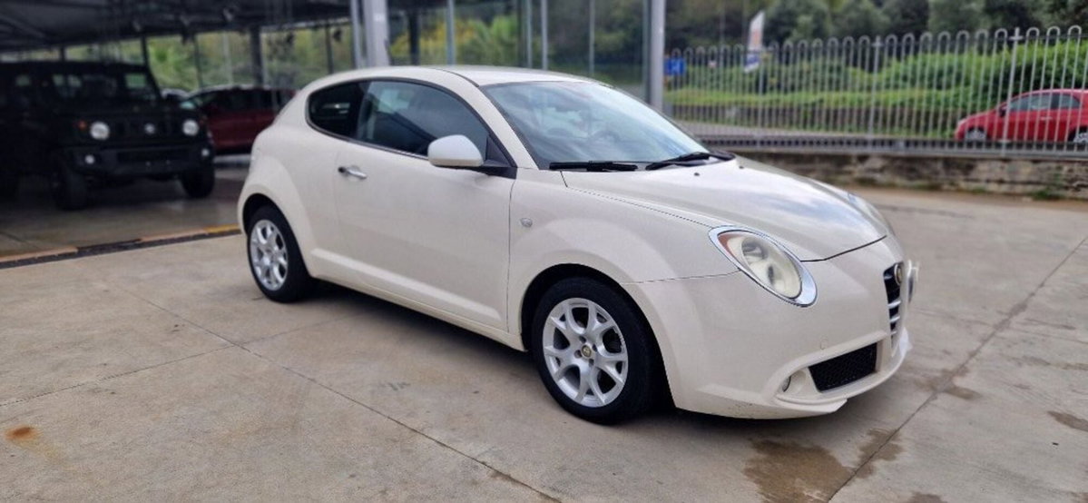 Alfa Romeo MiTo 1.3 JTDm-2 95 CV S&S Distinctive (2)