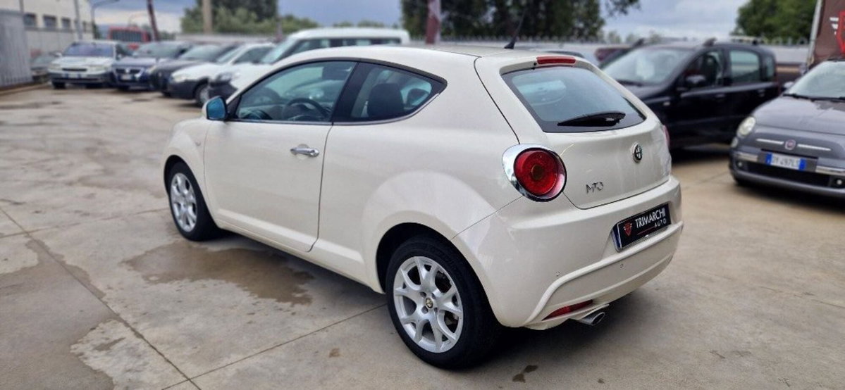 Alfa Romeo MiTo 1.3 JTDm-2 95 CV S&S Distinctive (5)