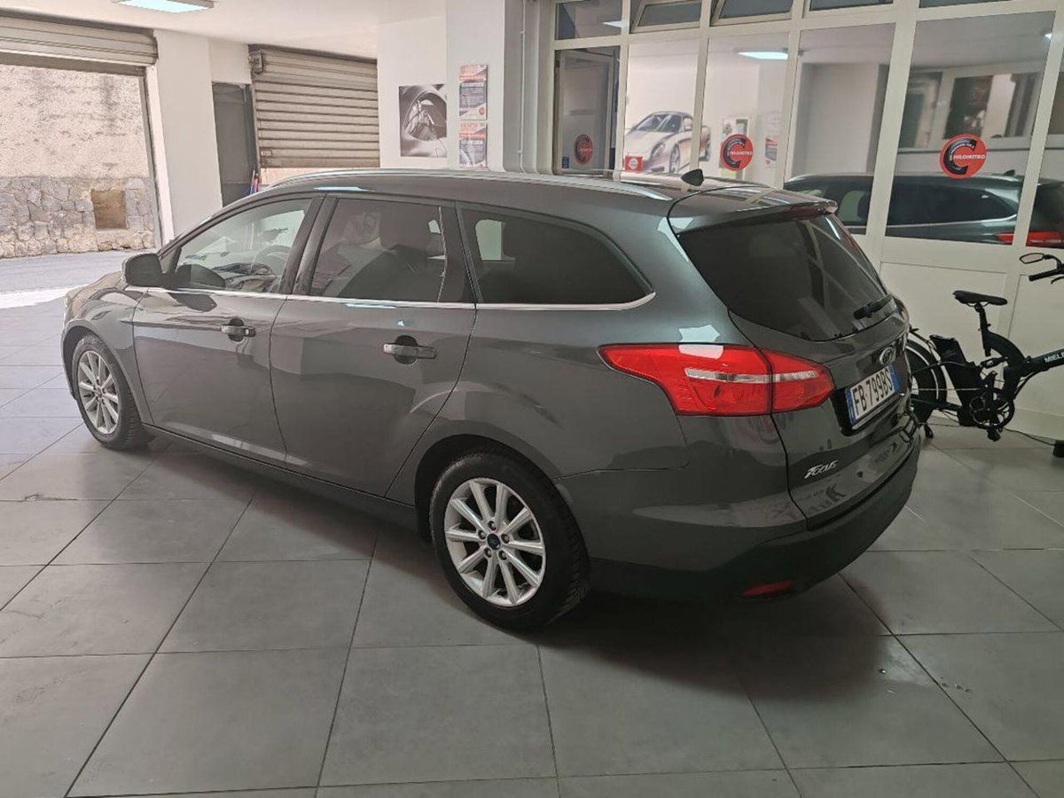 Ford Focus Station Wagon 1.0 EcoBoost 125 CV Start&Stop SW Titanium X (3)
