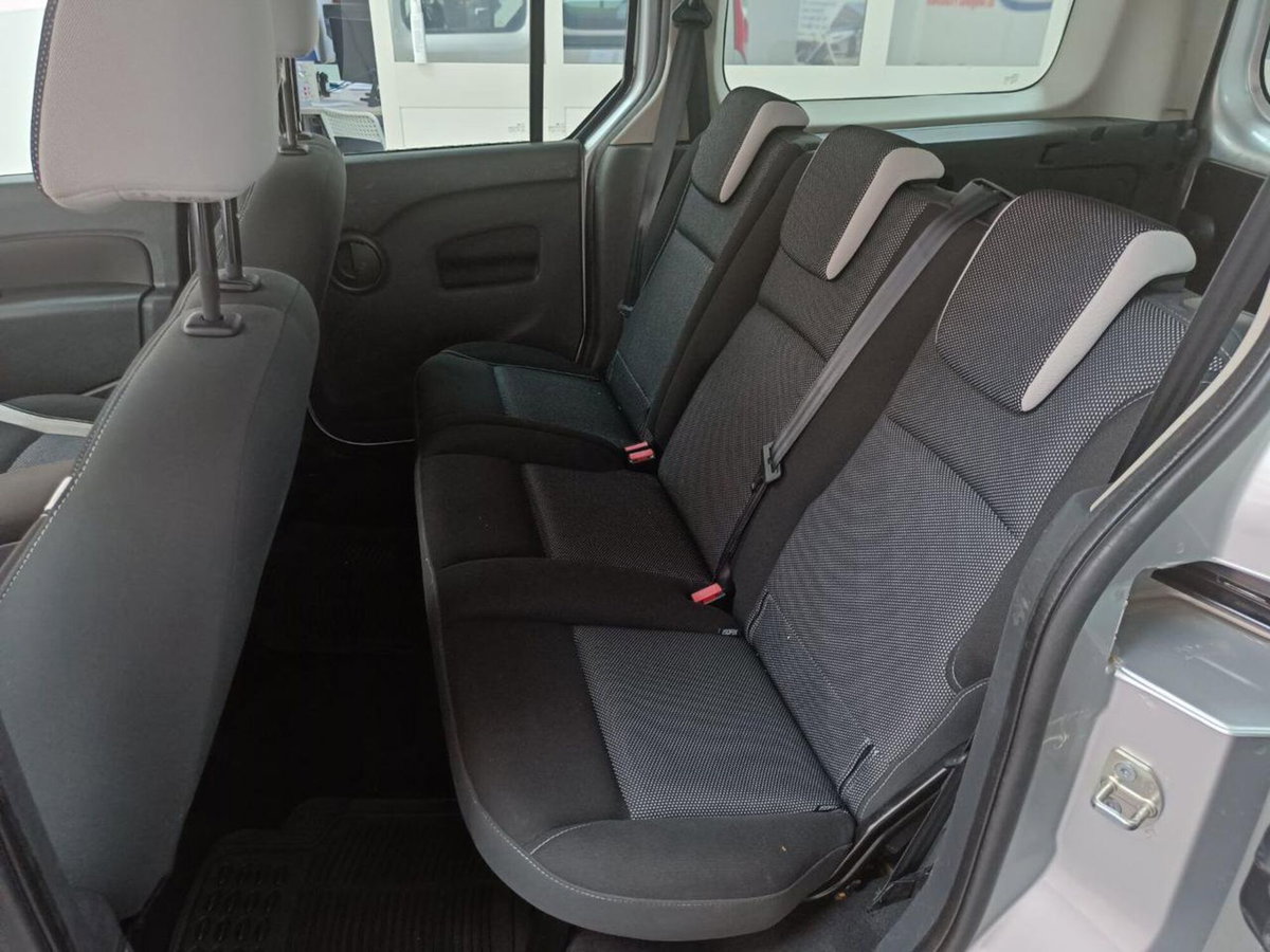 Renault Kangoo 1.5 dCi 110CV 5 porte Stop & Start Life (11)