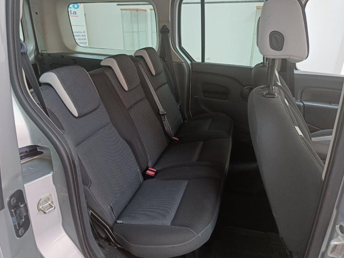 Renault Kangoo 1.5 dCi 110CV 5 porte Stop & Start Life (20)