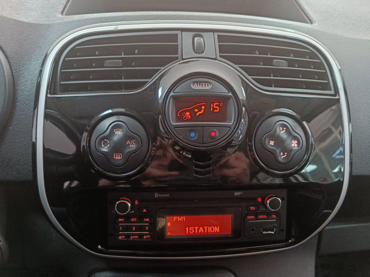 Renault Kangoo 1.5 dCi 110CV 5 porte Stop & Start Life (6)