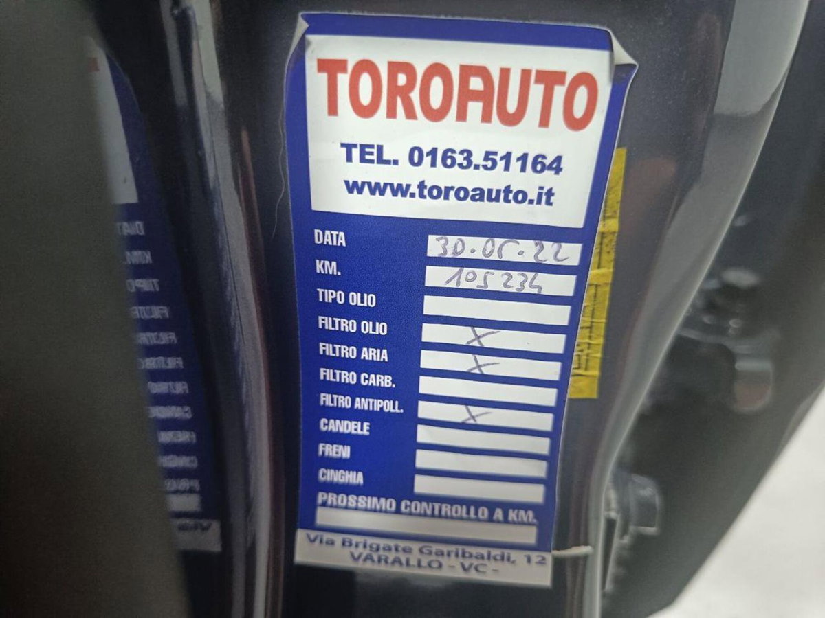 Ford C-Max 1.6 120CV GPL Titanium (13)