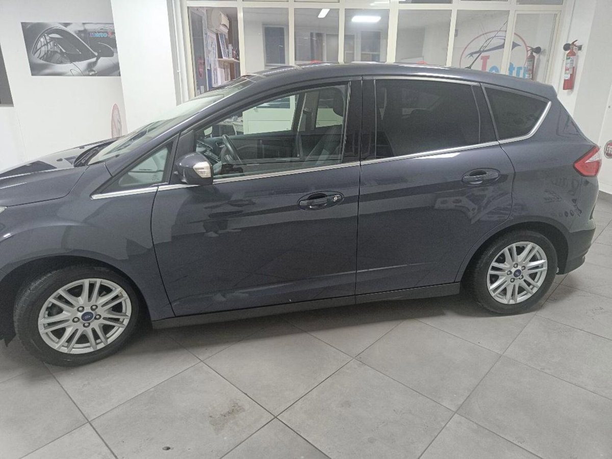 Ford C-Max 1.6 120CV GPL Titanium (2)