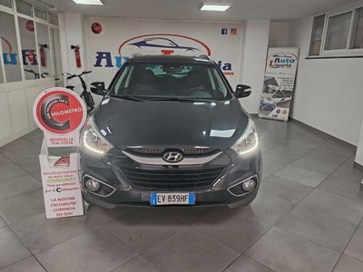Hyundai ix35 2.0 CRDi 4WD Xpossible (2)