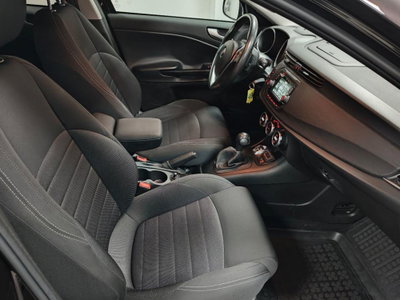 Alfa Romeo Giulietta 1.6 JTDm Giulietta 120cv tct (18)