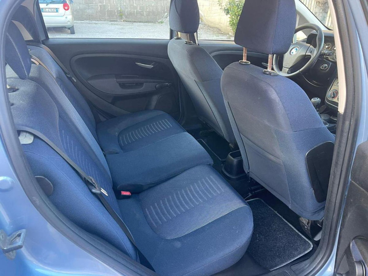 Fiat Grande Punto 1.4 5 porte Dynamic (14)