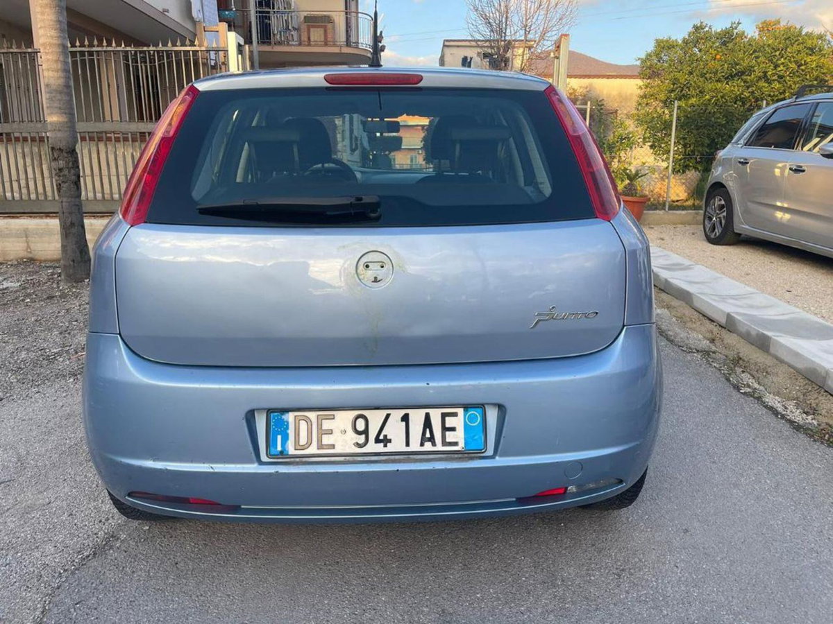 Fiat Grande Punto 1.4 5 porte Dynamic (17)
