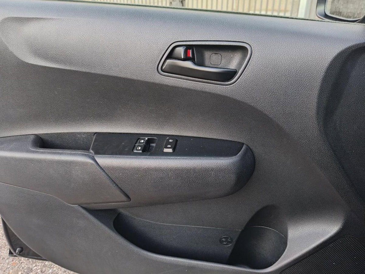 Kia Picanto 1.0 12V 5 porte Active (10)