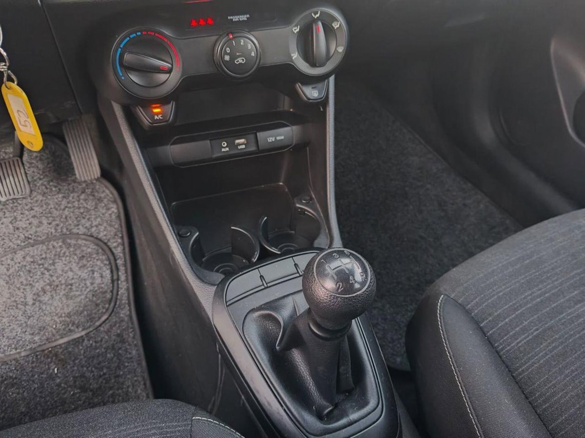 Kia Picanto 1.0 12V 5 porte Active (7)