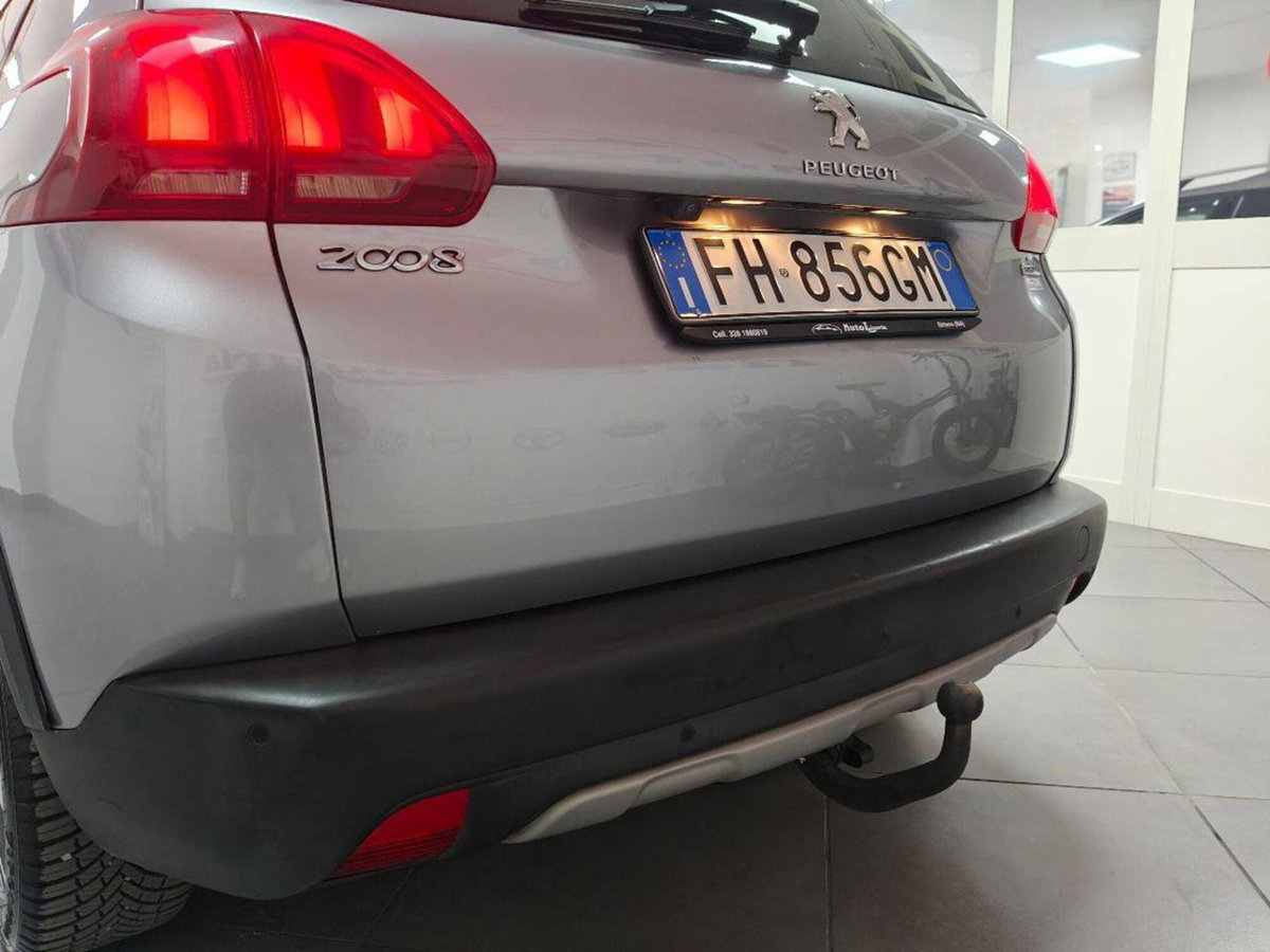 Peugeot 2008 VTi 82CV Allure (3)
